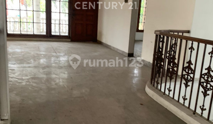 2-Story House with Main Road Access in Rawamangun, Jakarta R2231