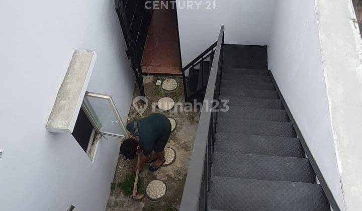 Rumah Tinggal Dalam Cluster Griya Jatiraden Jatisampurna S8128 2