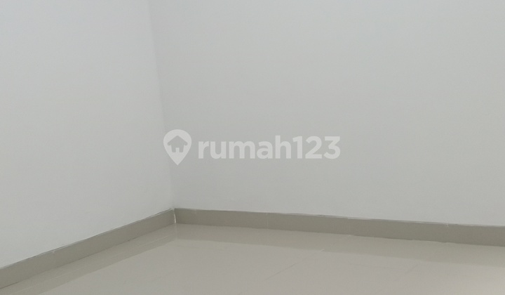 Ready-to-Occupy New House in East Bekasi Flood-Free S8803 2