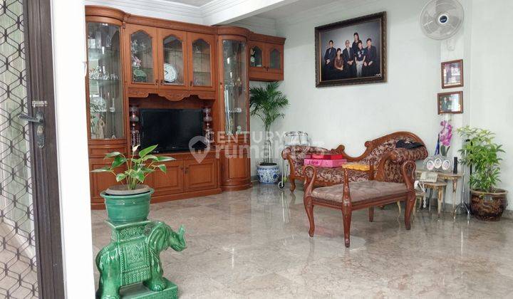 Rumah Tinggal 2 Lantai Strategis Di Cideng, Jakarta S8236 1