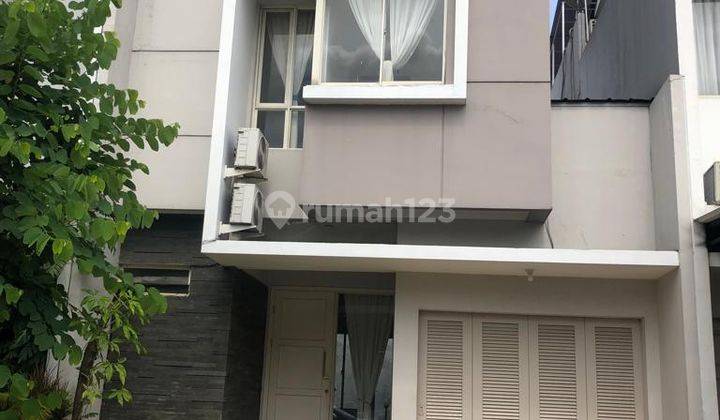 Disewakan rumah 2lantai rumah canary the spring summarecon gading serpong  6