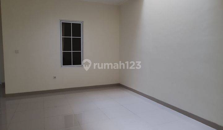 Disewakan rumah cluster alicante gading serpong 3