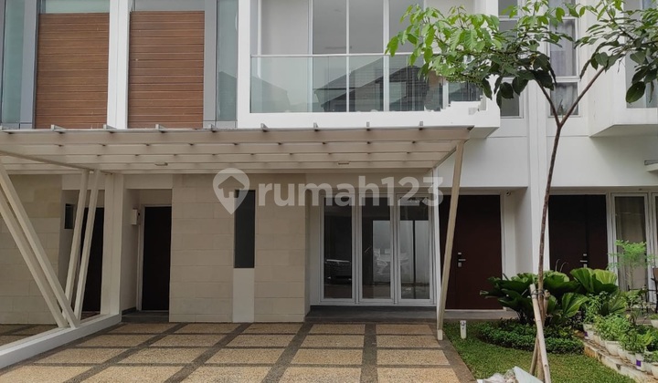 For Sale New House Metland Puri. The Riviera At Puri Cluster Near Toll Access & Mandaya Hospital.