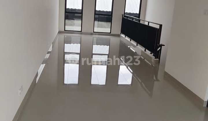For Rent Ruko The Hudson 3 Floors Facing Gading Serpong Road 2