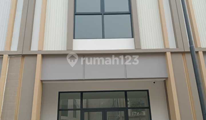 Disewakan.ruko.2lantai Il.lago Hadap.jalan