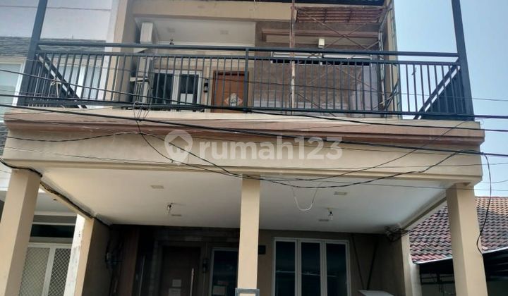 For Sale 4-Story House in Kelapa Nias, Kelapa Gading, North Jakarta