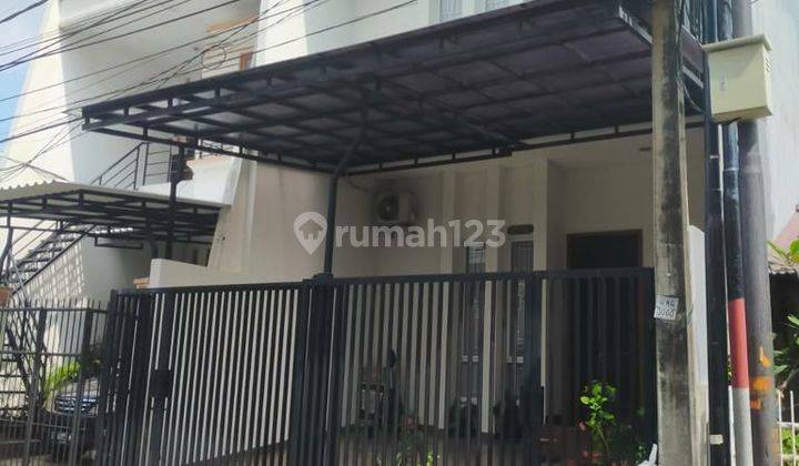 Rumah 2 Lantai di Kelapa Cengkir Kelapa Gading Jakarta Utara 1