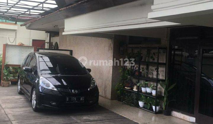 Rumah 2 lantai pinggir Jalan  Cempaka Putih Barat Jakarta Pusat  2