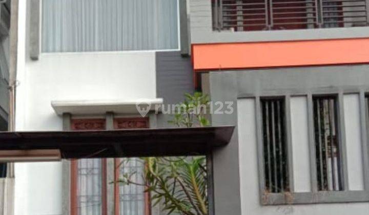 Rumah Bu, Harga Nego 3 Lantai Bukit Linggar Bandung Jawa Barat