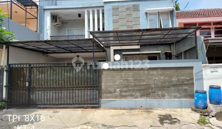 2-story house in Taman Pegangsaan Indah, Kelapa Gading, North Jakarta