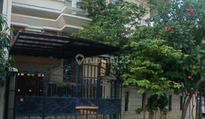 Rumah 2 lantai Mitra Gading Villa Kelapa Gading Jakarta Utara 1