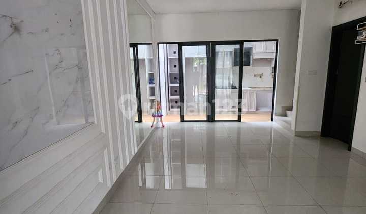 Rumah 3 Lantai Siap Huni Nego, Jgc Wisteria Cakung Jakarta Timur 2