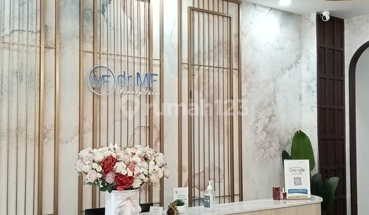 Strategic Ruko Gading Park View Facing the Road – Former Clinic