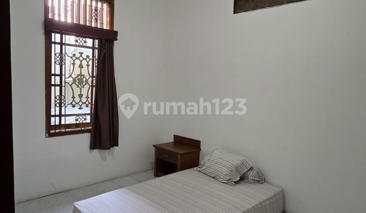 Cheap Active Boarding House, 2 Floors, Cempaka Putih, Central Jakarta 2