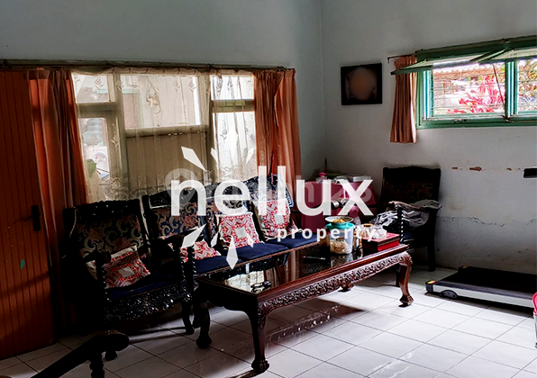 Dijual Rumah untuk Usaha Kos-kosan di Ciumbuleuit Bandung