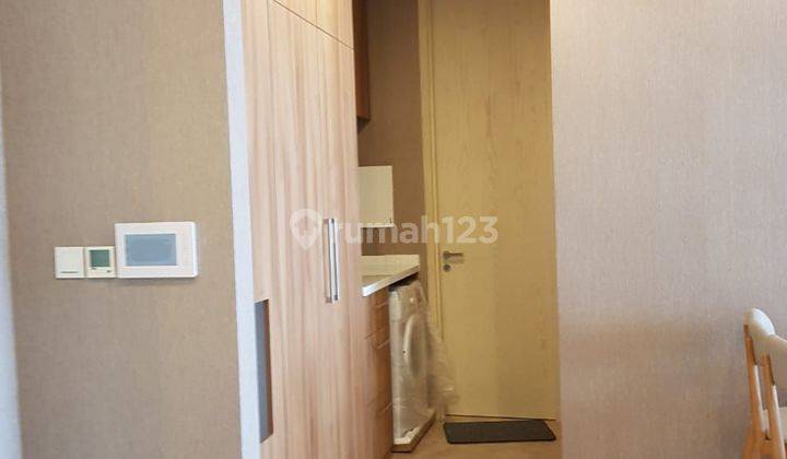 Jual cepat apartemen baru furnished cantik Izzara Cilandak Jaksel 1