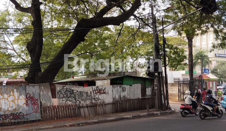 TANAH DI PINGGIR JALAN DAAN MOGOT