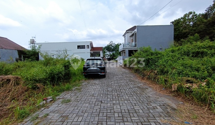 Dekat Kampus UII Dijual Tanah Jogja SHM Dekat Ringroad