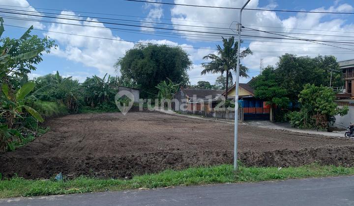 Dekat RSU Gramedika Rumah Strategis Jogja Model Scandinavian Type 90 2