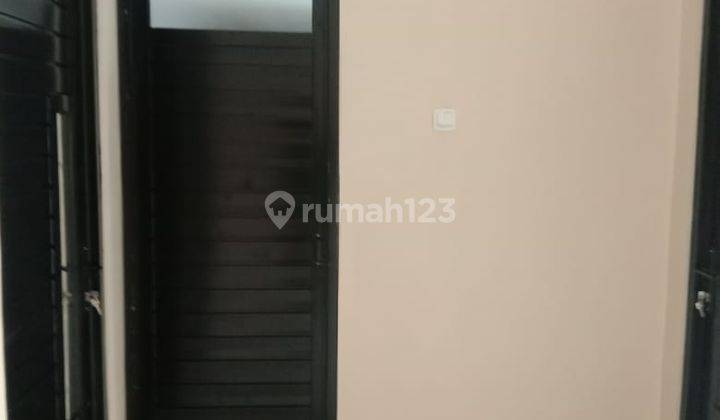 Rumah Bagus SHM di Jl. Jatisari Mijen, Semarang 4