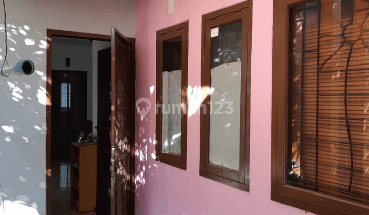 Dijual Rumah Besar Semi Furnish di Perumahan Kiara Sari Asri, Bdg 1