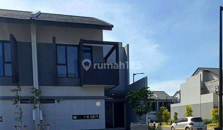 Dijual Nego, Rumah Freya Corner, Cluster Flora Summarecon Bandung 1