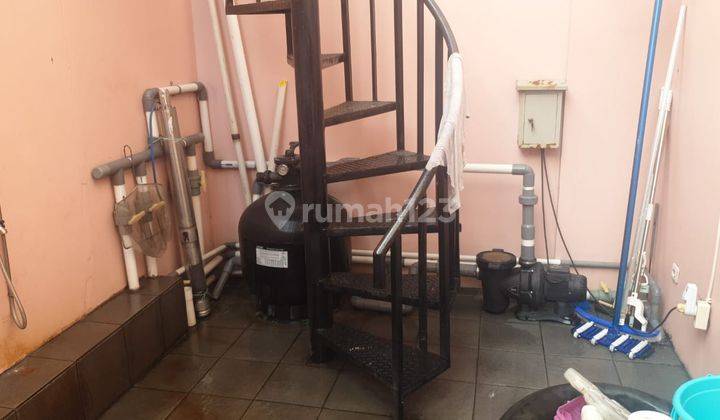 Dijual Rumah Adipura Dengan Kolam Renang Dekat Kcic Bandung 2