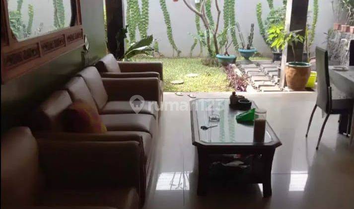 Dijual Rumah Strategis Depan Lapangan Tennis, Komp Gading Regency 2