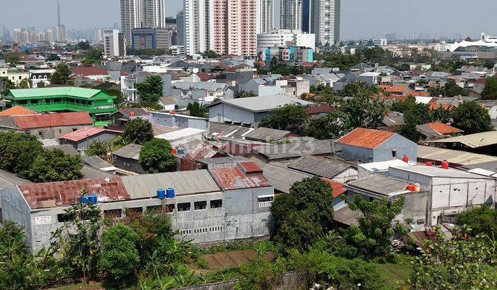 Disewakan Lahan Komersial persis di exit toll jakbar  1