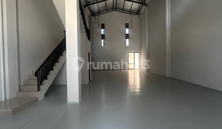 FOR RENT: BIZZPARK WAREHOUSE PIK 2