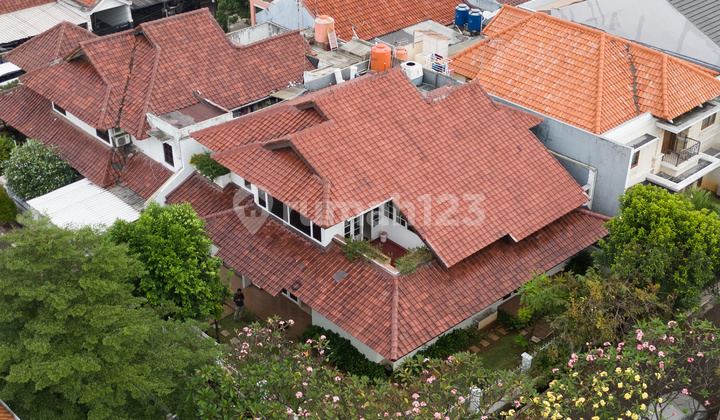 DISEWAKAN RUMAH TEBET MAS INDAH JAKSEL