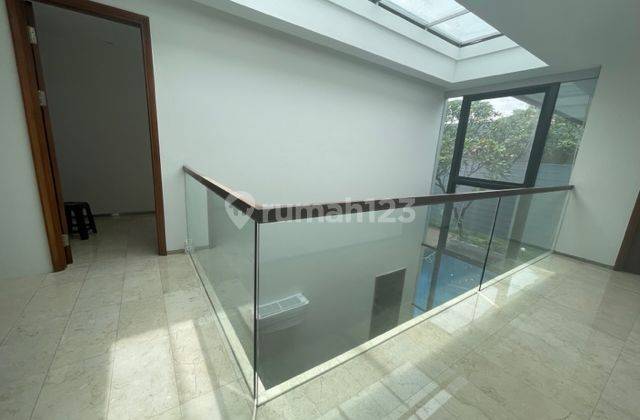 Disewakan Rumah di Senopati Area Jakarta Selatan 15