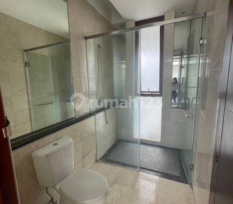 Disewakan Rumah di Senopati Area Jakarta Selatan 20
