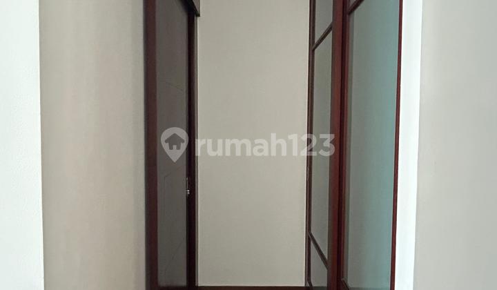 FOR RENT: CAPITAL RESIDENCE 2BR APARTMENT IN SCBD, SOUTH JAKARTA 2