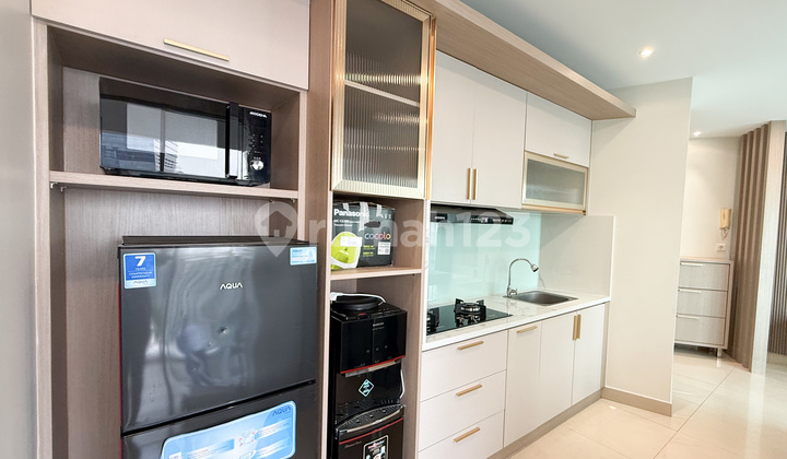 DISEWAKAN APARTMENT SAHID SUDIRMAN RESIDENCE 2BR NEW FURNISHED & INTERIOR JAKPUS