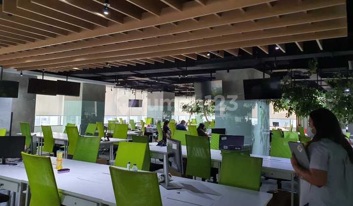 DISEWAKAN OFFICE CIPUTRA WORLD 2 KUNINGAN UKURAN 3200M2 JAKSEL