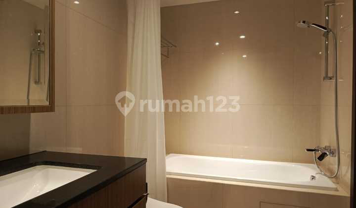 DISEWAKAN APARTMENT BRANZ MEGA KUNINGAN 1+1 STUDY 61M2 FURNISHED  2