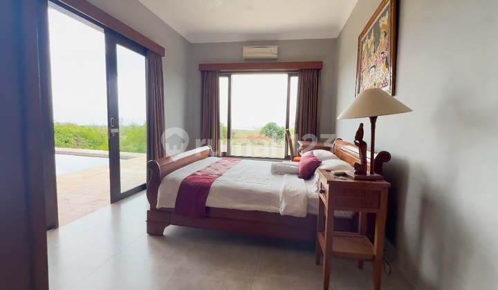 FOR SALE VILLA BALANGAN JIMBARAN SIZE 500M2 WITH BALI CITY AND AIRPORT VIEW