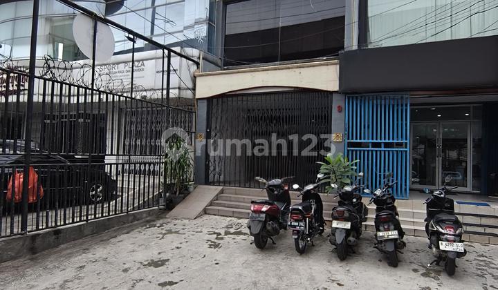 Shop House for Rent - Jl. Rs. Fatmawati Raya, North Gandaria 2