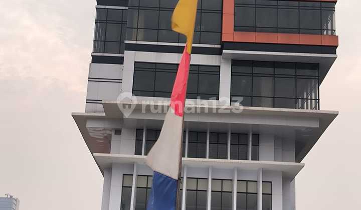 Dijual Gedung 7 Lantai + Basement Di Lokasi Strategis