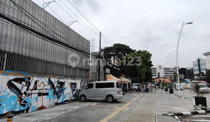 For Rent: 3-Unit Connected Shop Houses – Jatinegara For Rent: 3-Unit Connected Shop Houses – Jatinegara