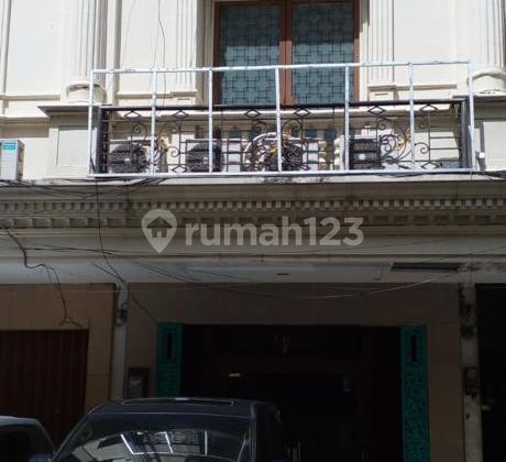 Dijual - Ruko Royal Palace Tebet, Jakarta Selatan Dijual - Ruko Royal Palace Tebet, Jakarta Selatan