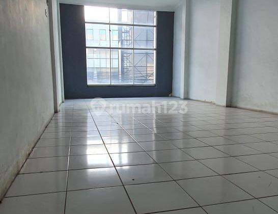 Disewa Ruko 3 Lantai di Komplek Perkantoran Pejaten Jakarta 8