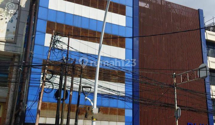 Disewa Gedung Kantor di Jl Melawai Raya Kby. Baru Jakarta Selatan 3