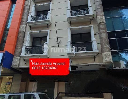 Disewa Ruko Gandeng  Jl. Melawai Kebayoran Baru Jakarta Selatan 1