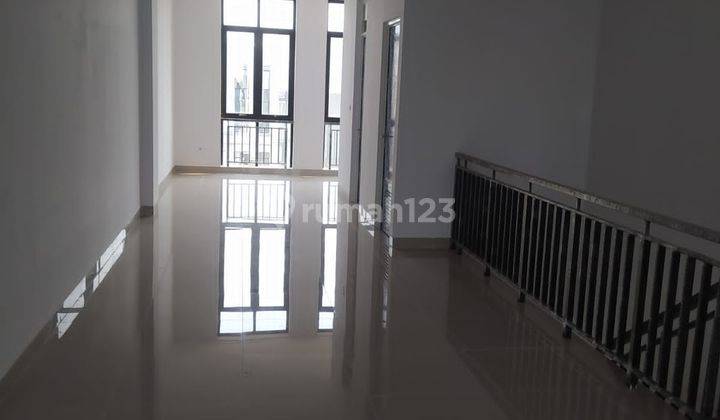 Disewa Ruko Siap Pakai di Sedayu City Kelapa Gading DKI Jakarta 6