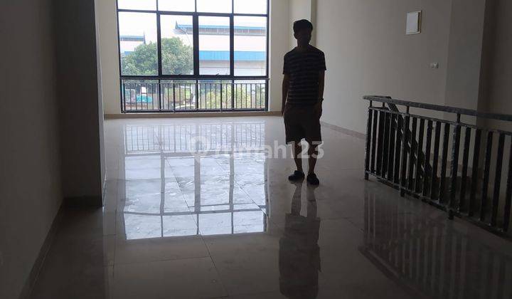 Disewa Ruko Siap Pakai di Sedayu City Kelapa Gading DKI Jakarta 13