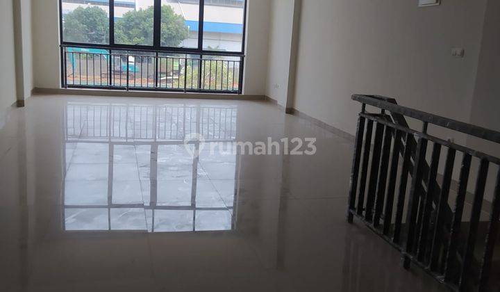Disewa Ruko Siap Pakai di Sedayu City Kelapa Gading DKI Jakarta 14