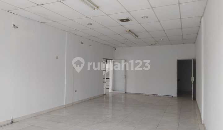 Disewa Ruko Gandeng di Pancoran Jakarta Selatan 7