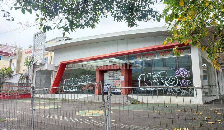 Dijual Gedung Ex. Showroom di Mampang Prapatan Jakarta Selatan 2